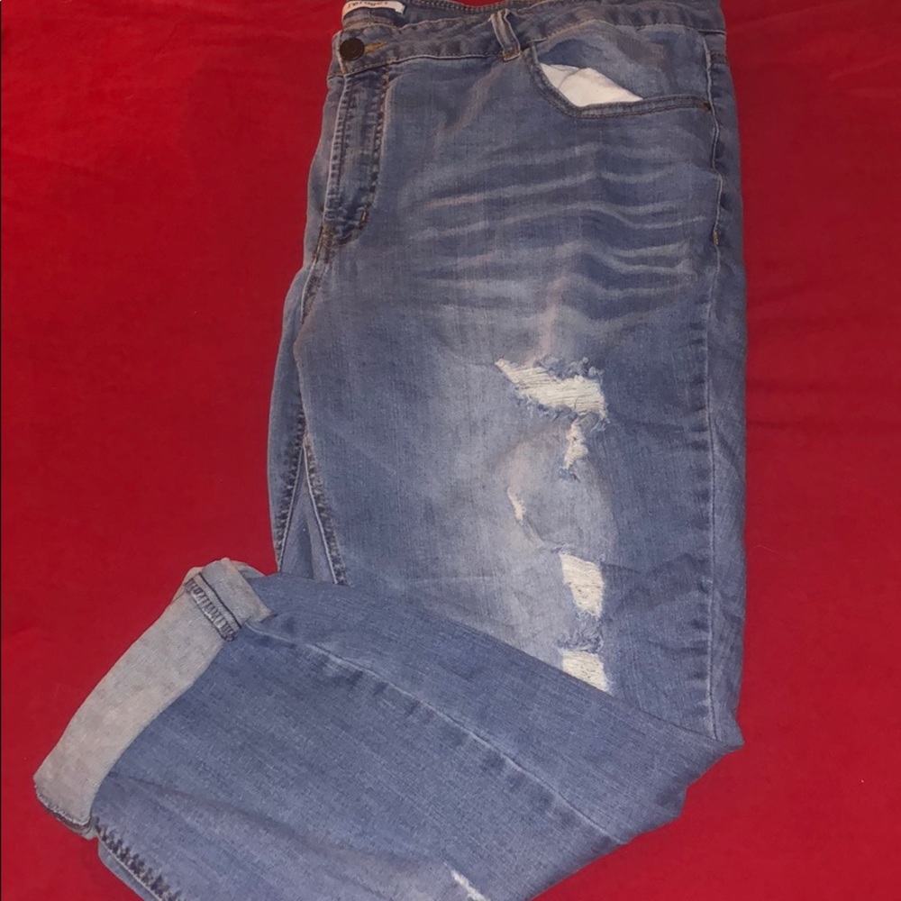 Women’s Boyfriend Jeans